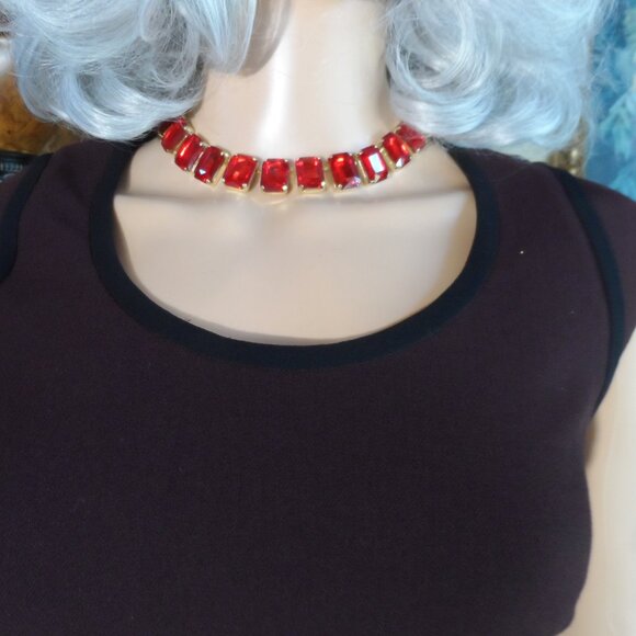 Dolce & Gabbana Virgin Wool Burgundy Sheath Dress w/Black Trim Size IT 44- US 8 - Picture 9 of 16